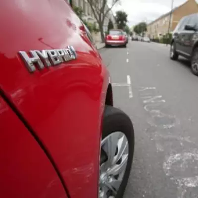 UK Driveway-Free Households Face Exclusion from EV Perks, Survey Reveals