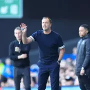 Birmingham City Boss Chris Davies Furious Over Controversial Offside Call in Ipswich Defeat