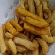 Birmingham Fish and Chip Shop Sells 61p Cones for Owner's 61st Birthday