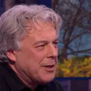 Comedian Alan Davies Declared Cancer-Free After Bladder Surgery