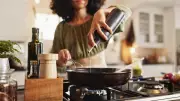Home Cooks Wasting Money on Wrong Cooking Oils, Expert Warns