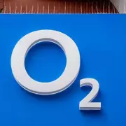 O2 customer charged £36 monthly after phone lost in post