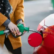 UK Fuel Prices Drop for First Time in 48 Days Amid Fragile Ceasefire