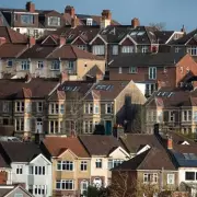 UK Mortgage Rates Surge, Adding £430 to Annual Repayments