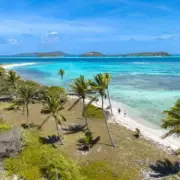 UK Tourists Warned: Never Carry Cash or Jewelry in St Vincent and the Grenadines