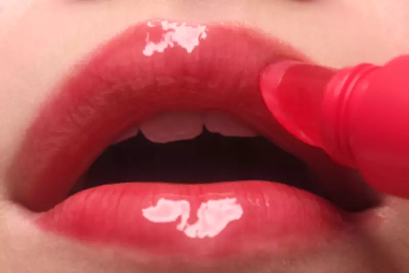 5 Low-Effort Summer Makeup Essentials for Your Beauty Bag