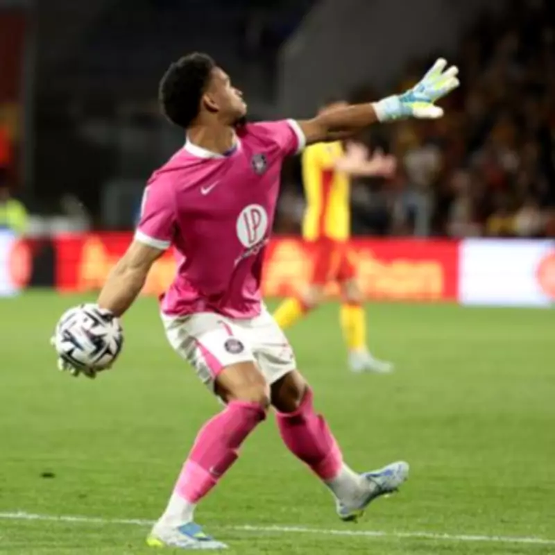 Aston Villa Eye Two Young Ligue 1 Keepers as Emi Martinez Exit Looms