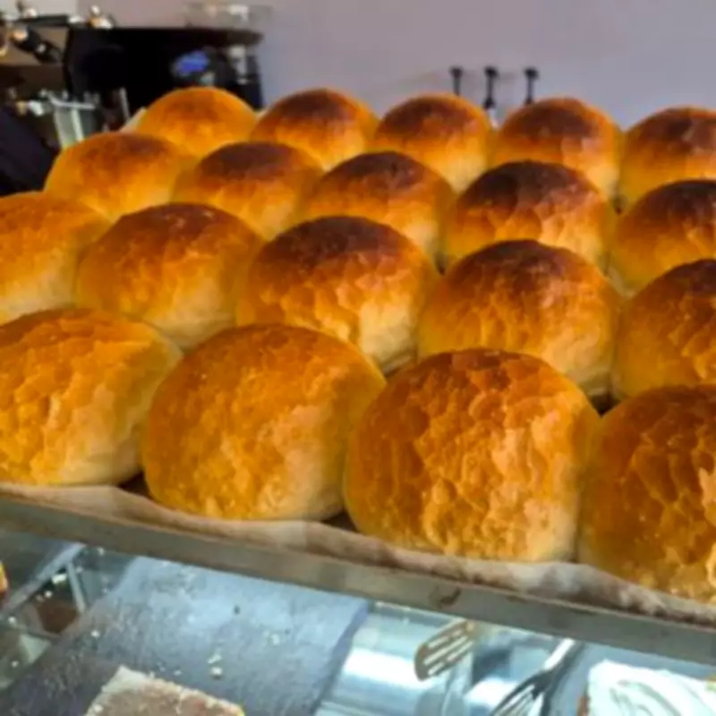 Bargain Cakes, Angry Locals, and a Tribute: Birmingham Food News Round-Up