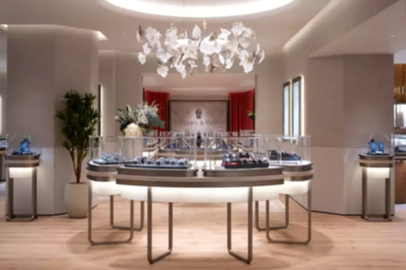 Crown Jeweller Creates Bespoke Jewellery at Birmingham's Luxurious Mappin & Webb