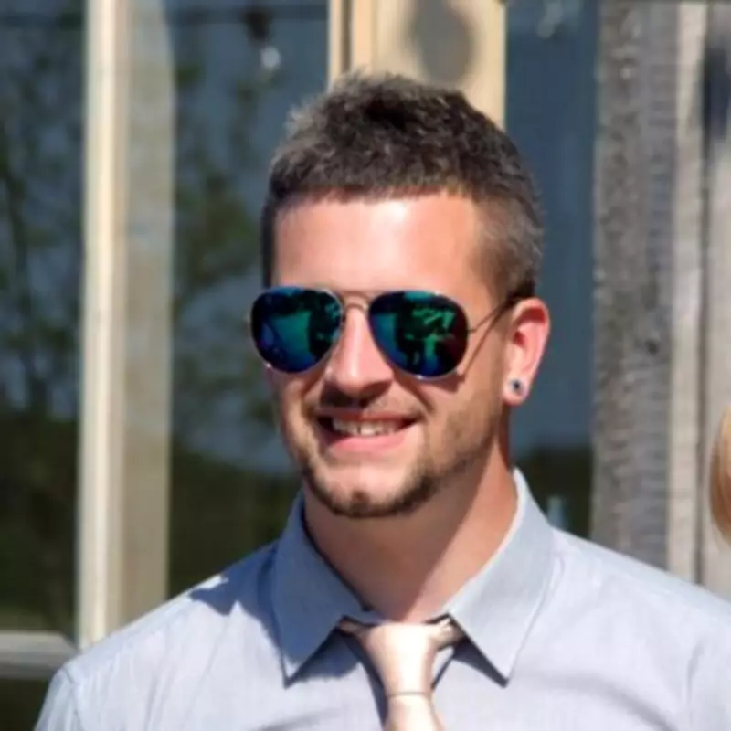 JLR Worker Liam Kerry Dies at 37 from Bowel Cancer Misdiagnosed as IBS