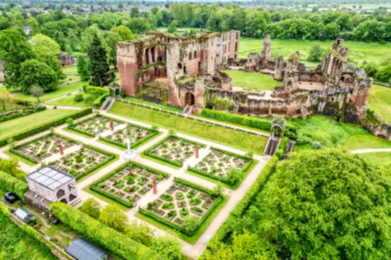 Kenilworth Castle Gardens Bloom with Stunning Spring Displays in West Midlands
