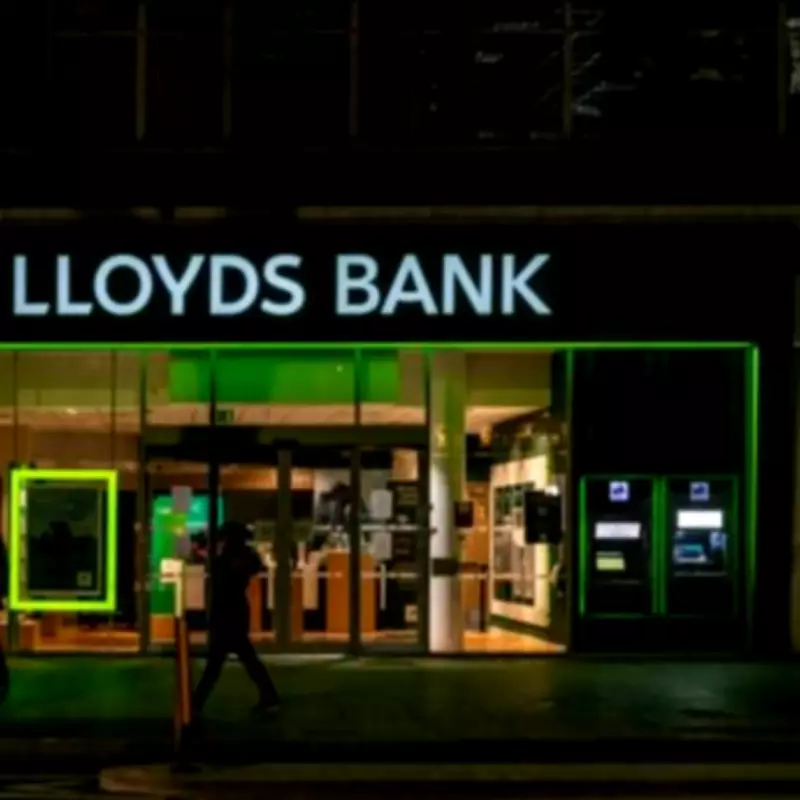 Lloyds Bank: UK households could save £3,500 in 10 years with digital tools