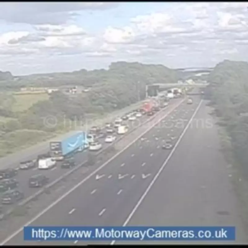 M6 Closed Both Ways After Lorry Overturns Near Rugby Junction