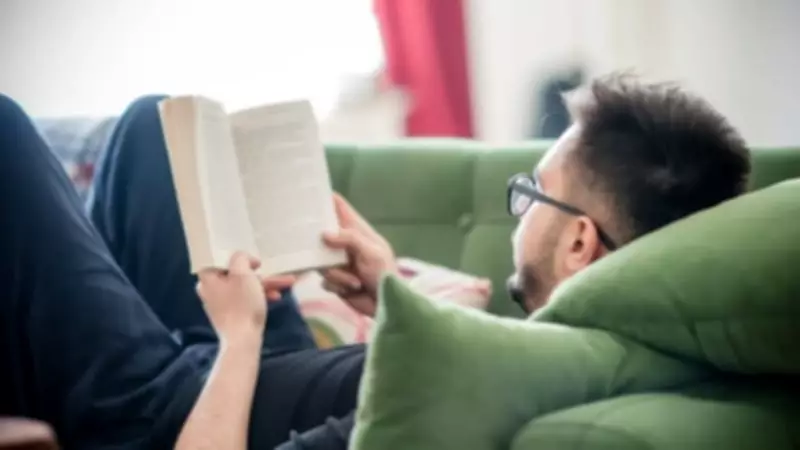 New Books Round-Up: Thrillers, Crime, Memoirs, and Kids' Fun