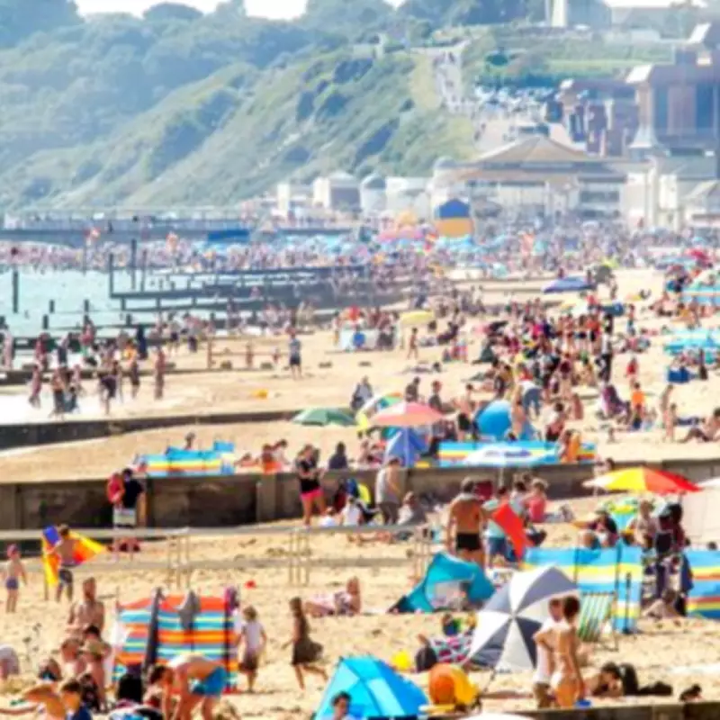 NHS and Met Office Issue 'Two Hour Rule' Alert as UK Heatwave Brings 30C
