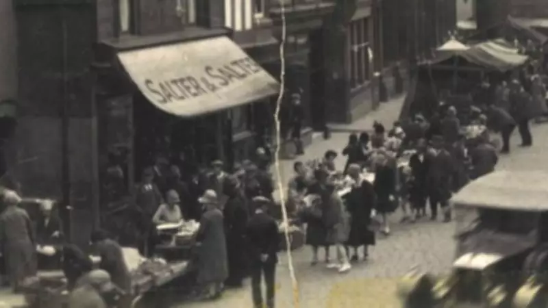 Nostalgic Photos of Macclesfield Market Place and Town Hall