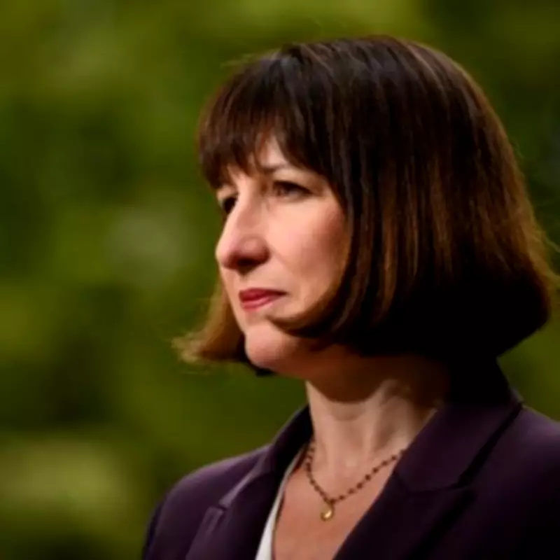 Rachel Reeves Confirms £300 Pay-Per-Mile Tax for EV Drivers Doing 10,000 Miles