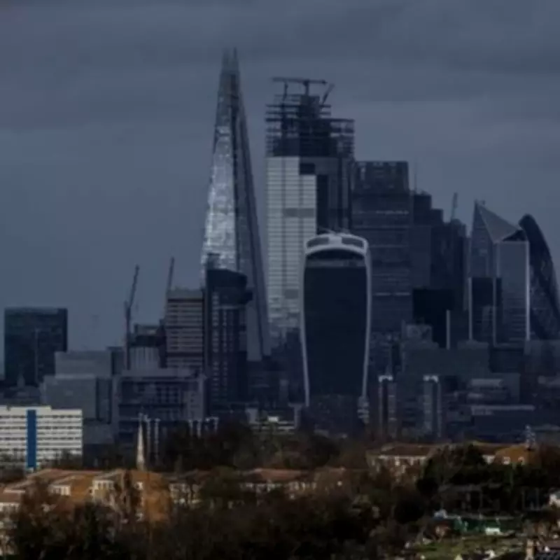 UK Economy Surprises with March Growth Amid Iran War, Recession Fears Loom