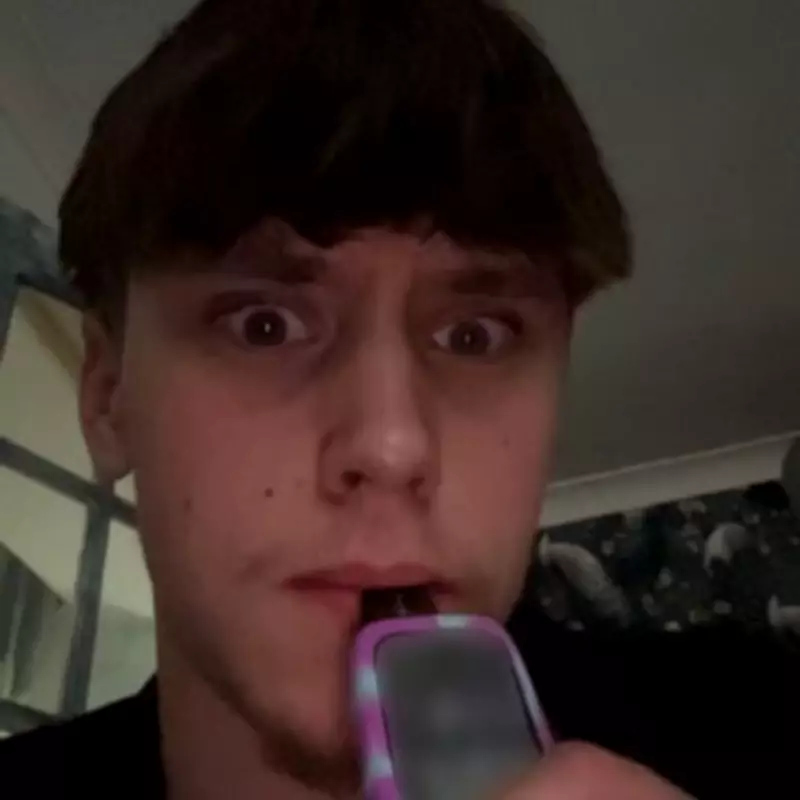 Wolverhampton Teen's Vaping Habit Led to Collapsed Lung