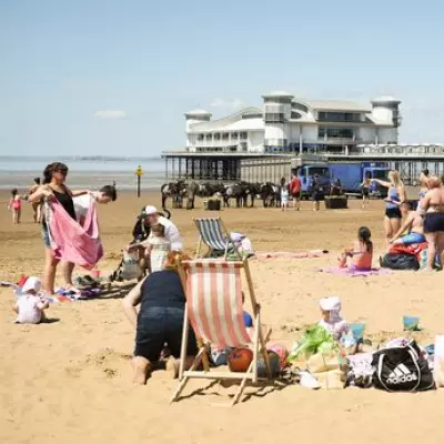 Birmingham Set for 28C Heat as UK Weather Maps Turn Red