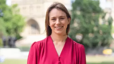 Elsie Blundell MP Calls for Express Bus to Manchester