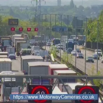 M6 Crash Causes 55-Minute Delays – Three Lanes Closed Near Walsall
