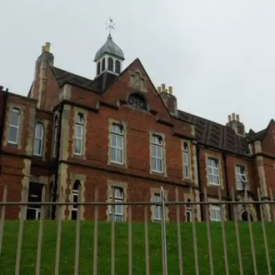 Ofsted Returns to Stourbridge School Among Best in UK, Rates Outstanding Again