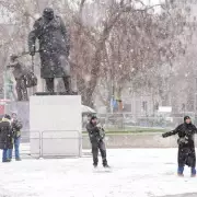 30 Hours of Snow Forecast for Midlands in May Arctic Blast