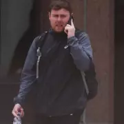 Builder Avoids Jail After Hitting Site Manager with Spade Over Complaint
