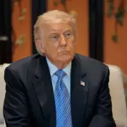 Trump Says Starmer Faces Tough Battle to Survive Leadership Crisis