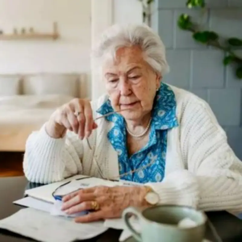 Are You Overpaying Into Your Pension? Key Signs and Rules