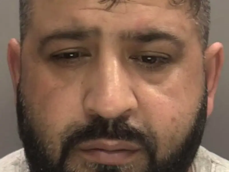 Boyfriend who killed teen mum and faked 999 call jailed