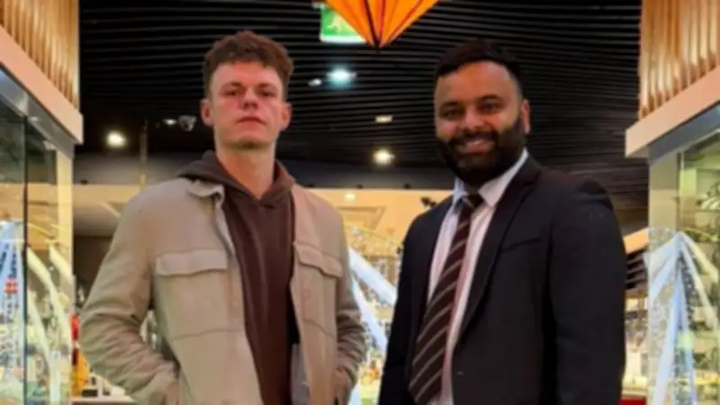 Derby Restaurant Discovers Busker, Launches Acoustic Nights