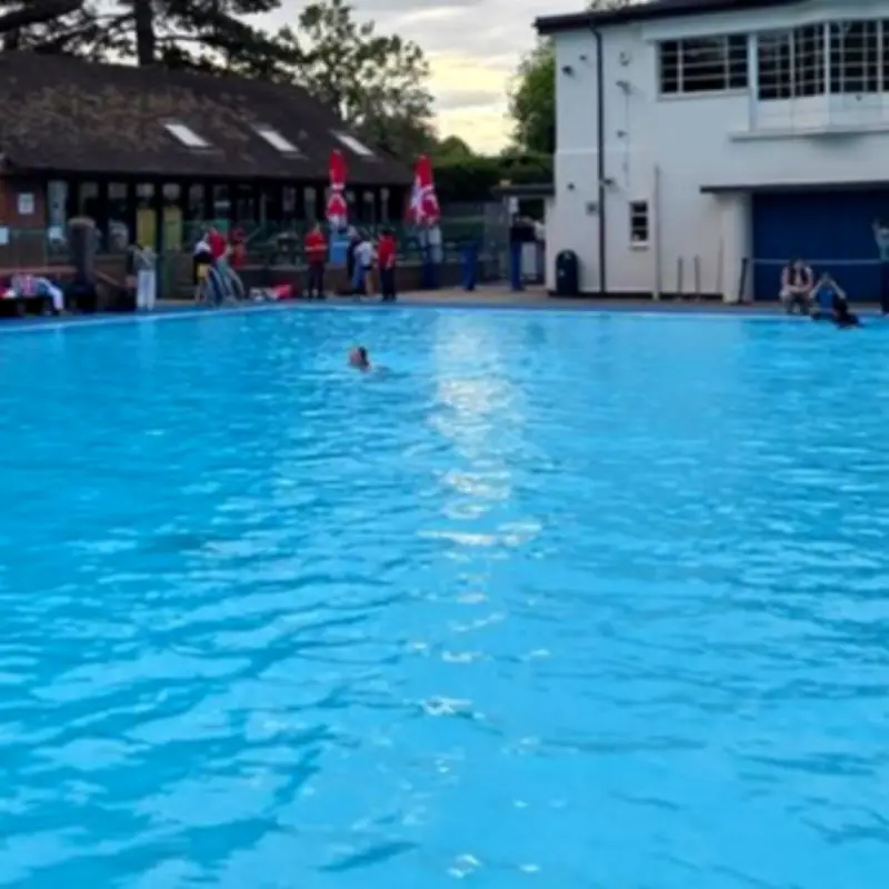Droitwich Lido Club Issues Warning as Heatwave Open Water Deaths Reach 17
