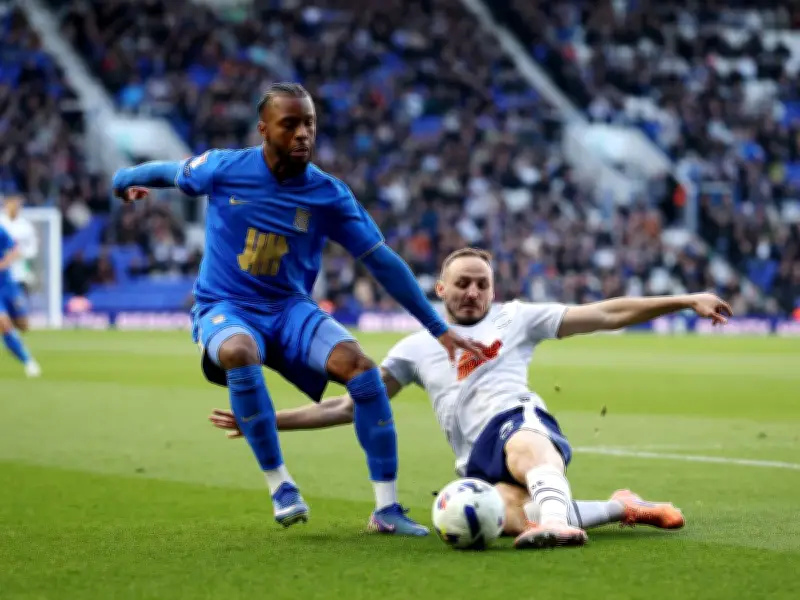 Ethan Laird Faces Defining Summer at Birmingham City