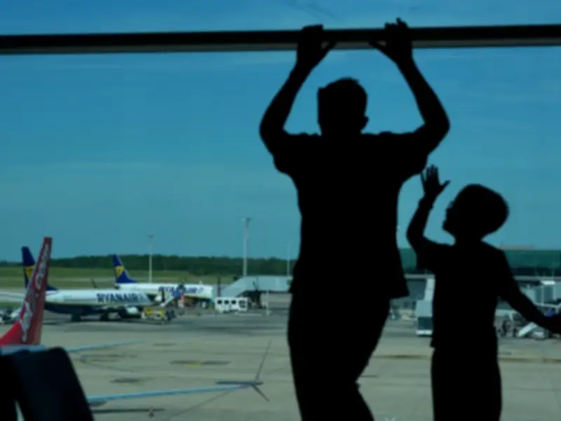 EU Mandates Free Carry-On Baggage for Ryanair, EasyJet, Wizz Air; BA, Jet2 Unaffected