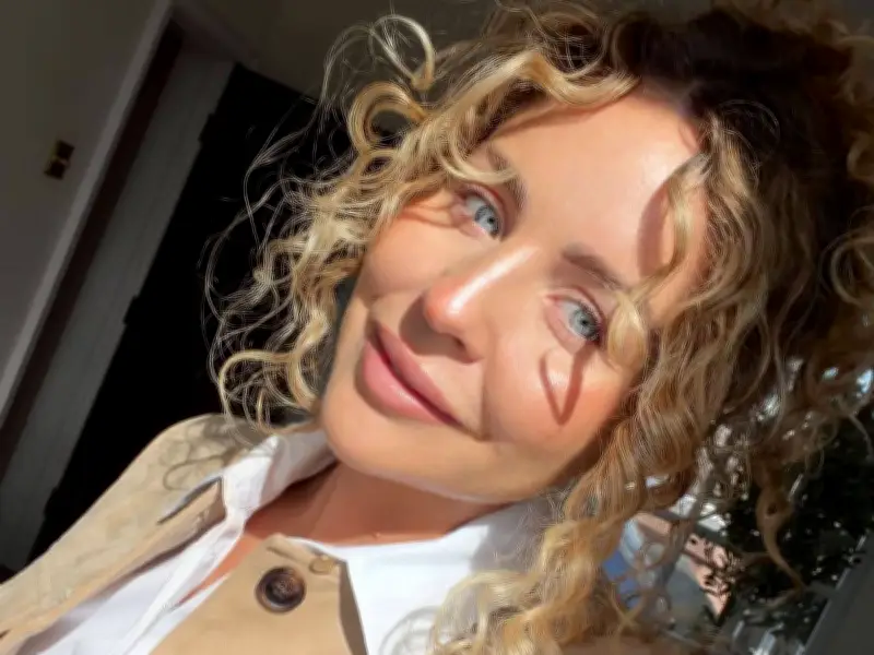 Ex TOWIE Star Lydia Bright Sparks Debate Over Heatwave School Closures