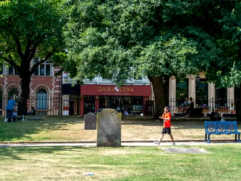 Exact Hour Birmingham Heatwave Peaks: Residents Urged to Stay Indoors
