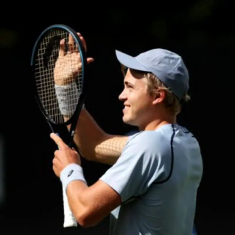 Felix Gill Triumphs in Rain-Affected Lexus Birmingham Open First Round