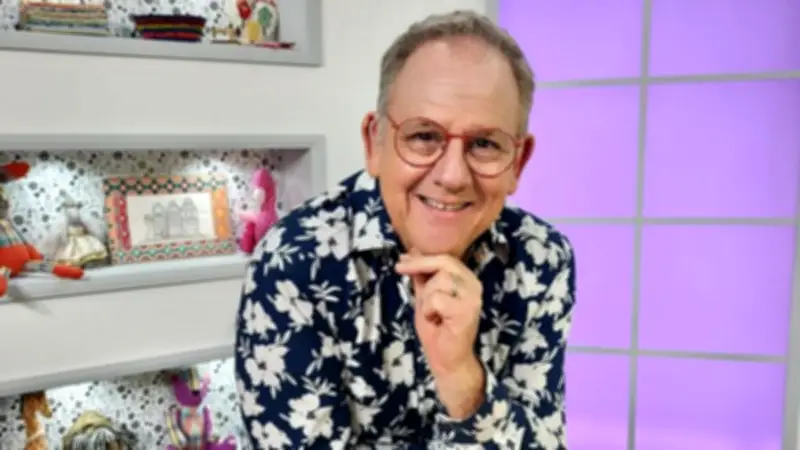 Former Hollywood Costume Designer John Scott to Host Stitch & Bitch Retreat in Warrington