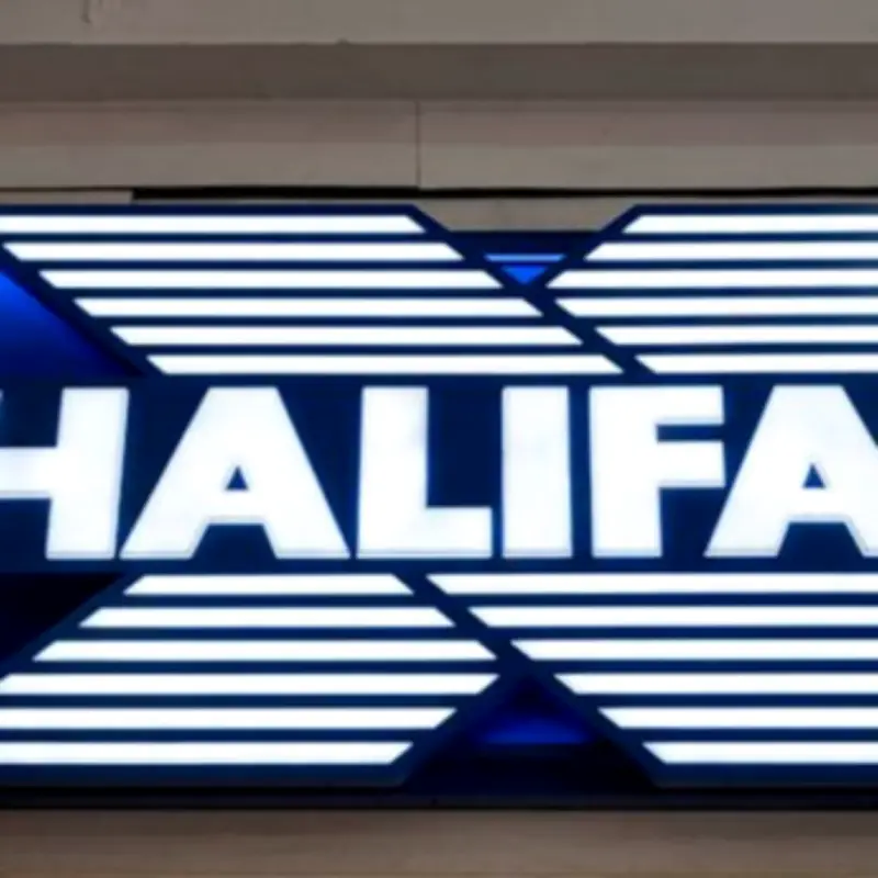 Halifax Clarifies Card Replacement and Contactless Activation Rules