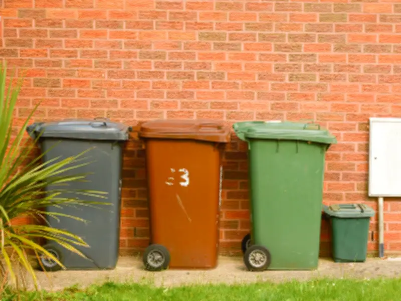 Households in Lichfield and Tamworth Get Two New Food Waste Bins from July