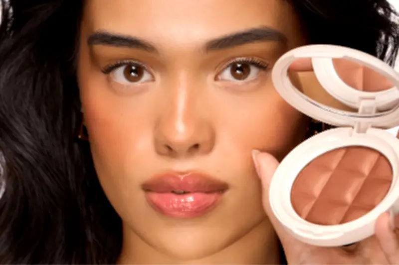 Iconic London Soft Touch Buildable Blurring Bronze Review
