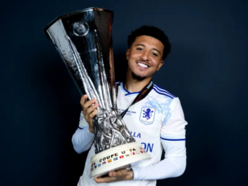 Jadon Sancho Decides to Stay in Premier League After Man United Exit