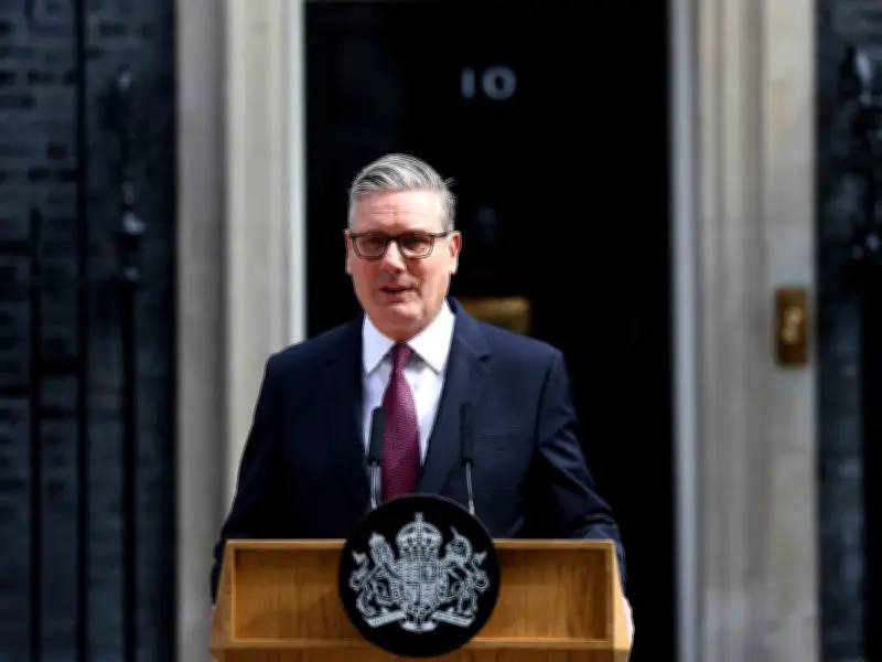 Keir Starmer Resigns as PM, Chokes Up in Emotional Tribute to Family