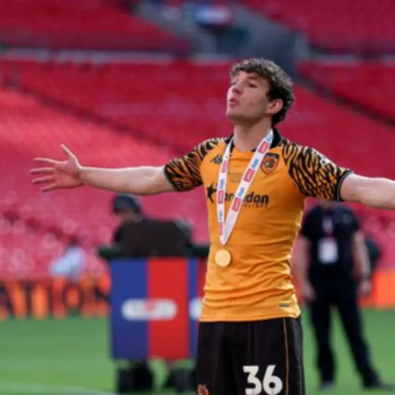 Lewis Koumas Reflects on Birmingham City Loan Spell That 'Wasn't What I Was Looking For'