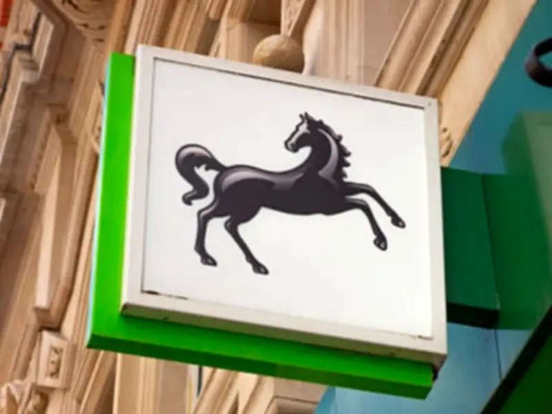 Lloyds Bank Launches New App Feature for Drivers to Manage Car Admin