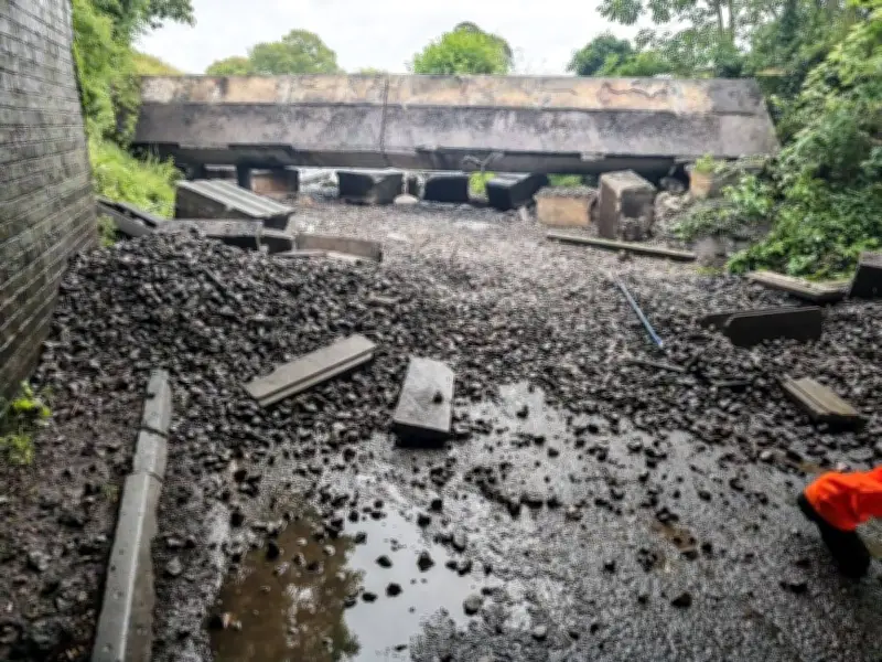 Lorry crashes into bridge, causing rail chaos in Midlands