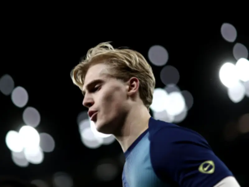 Lucas Bergvall wants Tottenham exit amid Aston Villa interest