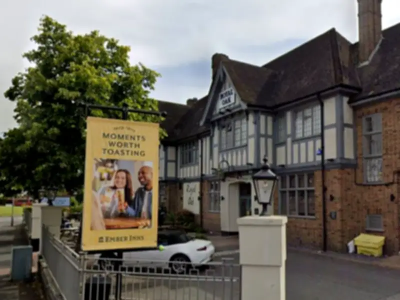 Midlands Pub Issues Heatwave Plea: 'Please Be Patient With Us'